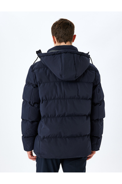 Koton Çıkarılabilir Kapüşonlu Fermuarlı Cep Detaylı Slim Fit Şişme Mont