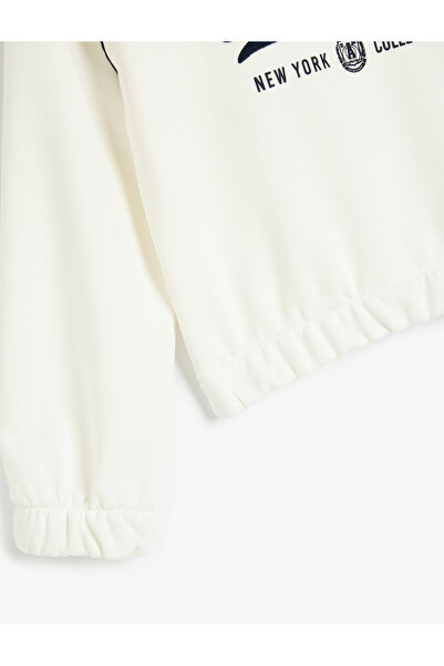 Koton Bisiklet Yaka Uzun Kollu Slogan Baskılı Pamuklu Sweatshirt