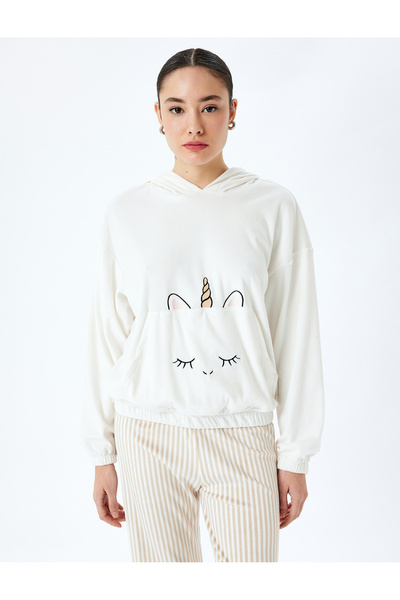 Koton Unicorn İşleme Detaylı Cepli Uzun Kollu Kapüşonlu Polar Pijama Üstü