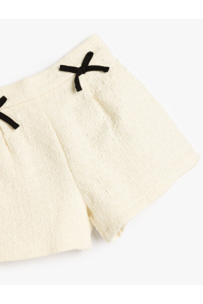 Koton Fiyonk Detaylı Beli Lastikli Tüvit Şort