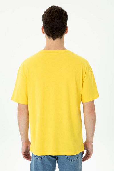 U.S. Polo Assn. Men's Yellow Comfort Crew Neck T-Shirt