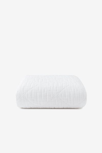 Barine White Jacquard Atik Filled Bedspread - 240X240