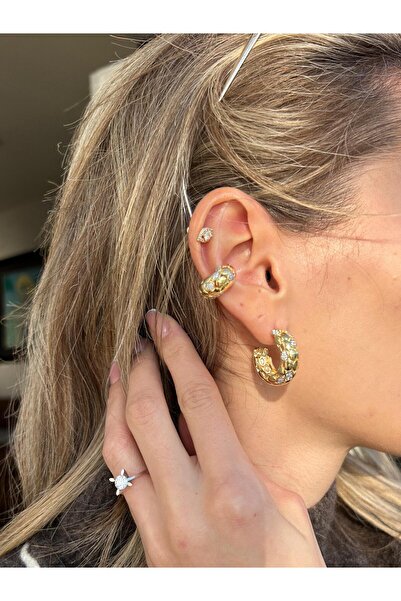 Jerie Gold Bombeli Taş Detay Marka Model Earcuff Kıkırdak Küpe