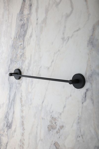 evina Towel Rack Long Towel Holder - Matte Black