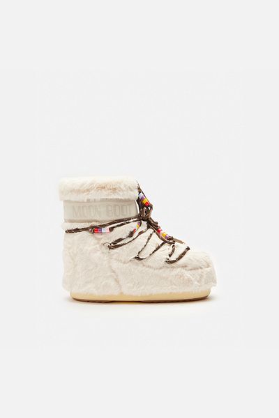 MOON BOOT أحذية النساء