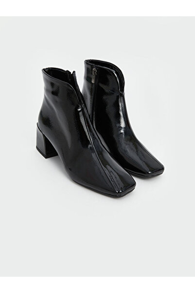 LC Waikiki Deri Görünümlü Kadın Topuklu Bot