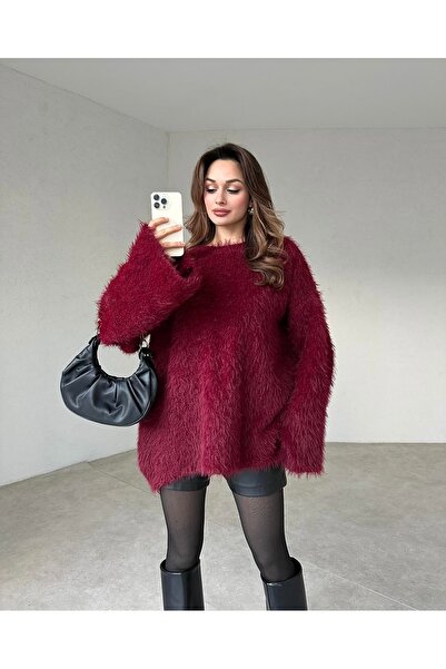 Büşra Ayhan Soft Textured Burgundy Sweater