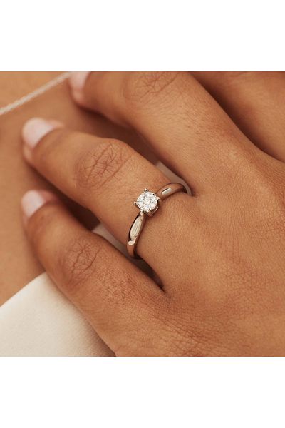 Isabel Bernard De La Paix 14 Karat Ring, Verlobungsring 48