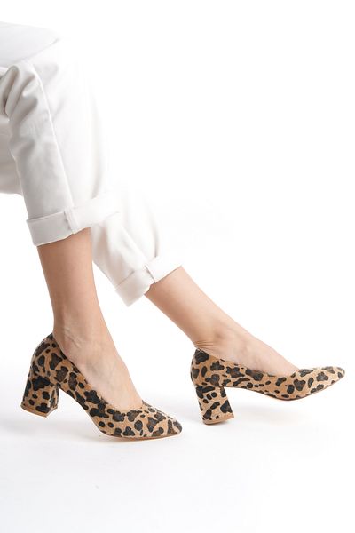 İDOL SHOES Women's Leopard Patterned Low Heel Stiletto