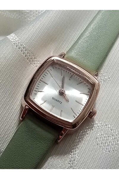 Brality ساعة يد نسائية بيضاوية صغيرة بسوار أخضر مائي وعلبة وردية موديل 0034