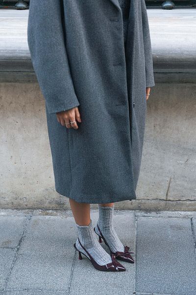 NİŞANTAŞI SHOES Lucinda Claret Rote Lackleder-Schleifendetail-Knöchelriemen-Damenschuhe mit Absatz
