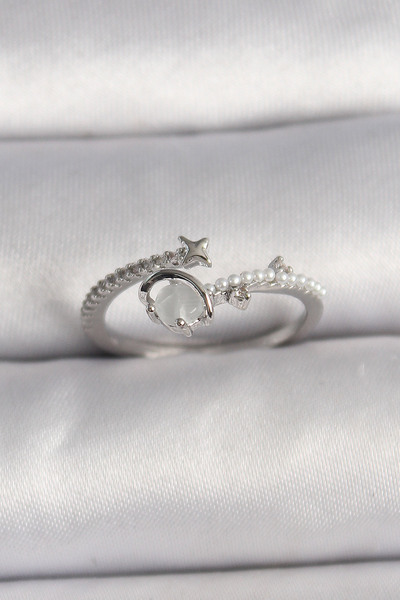 Clariss Brass Silver Color Zircon Stone White Enamel Star Detail Adjustable Women's Ring