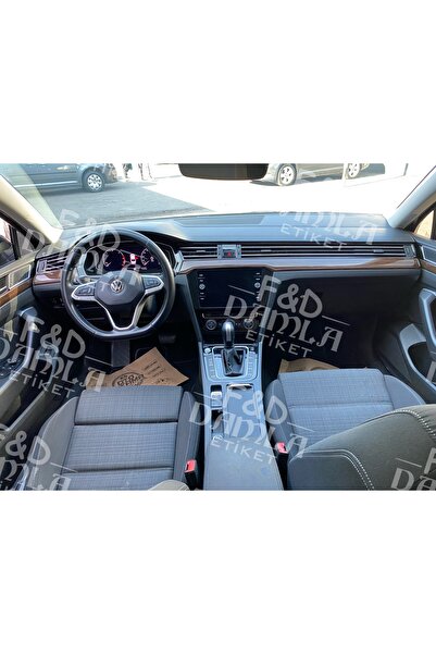 FD Damla Etiket Volkswagen Passat B8.5 2020 - 2025 Trimler Koyu Meşe Konsol Parlak Siyah Maun Kaplama