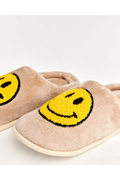 Chirpy Γυναικείες παντόφλες σπιτιού Yubi - Smiling Face Emoji