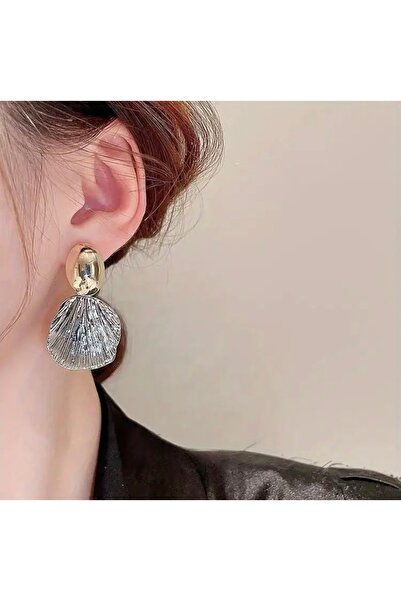 Accessories Moon Home Collection Altın Sarısı Detaylı Dokulu Sallantılı Günlük Kadın Küpe