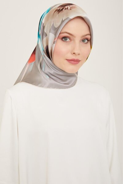 Armine Μεταξωτό μαντήλι με γκρι λουλούδια Tivil 9105 - 82