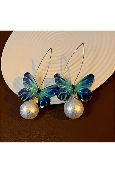 Pelin Aksesuar Green Butterfly Earrings with Large Mother-of-Pearl Pearls