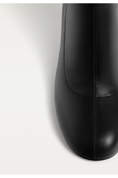 Stradivarius Kadın Siyah Siyah Kovboy Bilekte Bot 19402570