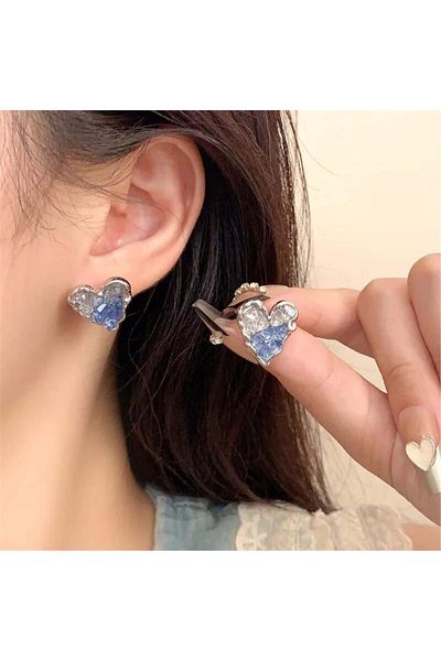 Pelin Aksesuar Blue Heart Earrings with Stone Detail