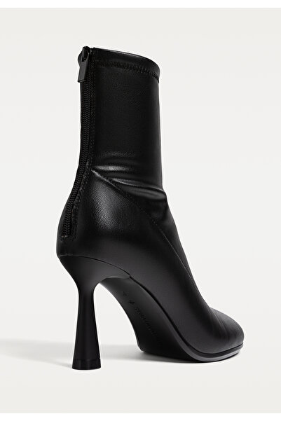 Stradivarius Kadın Siyah Siyah Kovboy Bilekte Bot 19402570