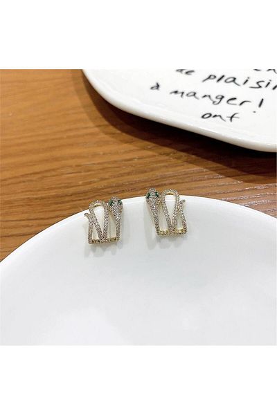 Pelin Aksesuar Snake Patterned Stone Earrings