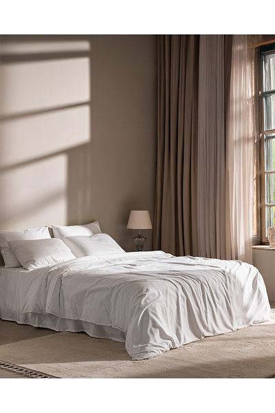 Madame Coco Magou Double 100% Cotton Cropped Satin Duvet Cover Set - White