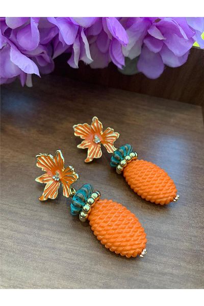 Pelin Aksesuar Orange Flower Design Earrings