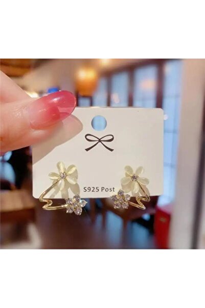 Pelin Aksesuar Cream Double Flower Earrings with Stone Detail
