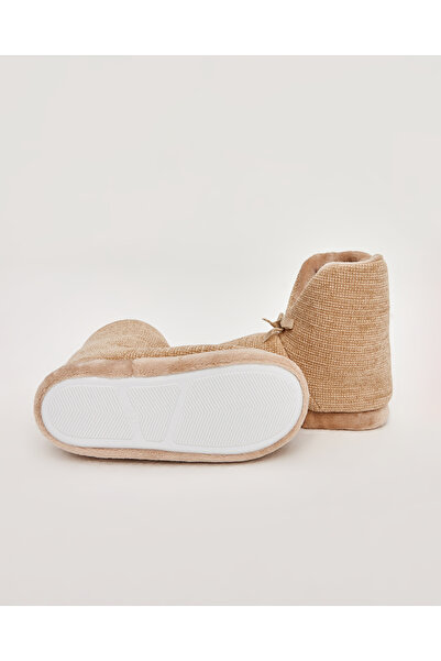 Chirpy Ment - Kurdeleli Kadın Panduf