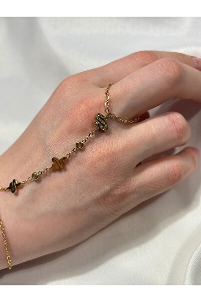 Uzak Işıklar سوار شاهمران بحجر الزركون ذهبي