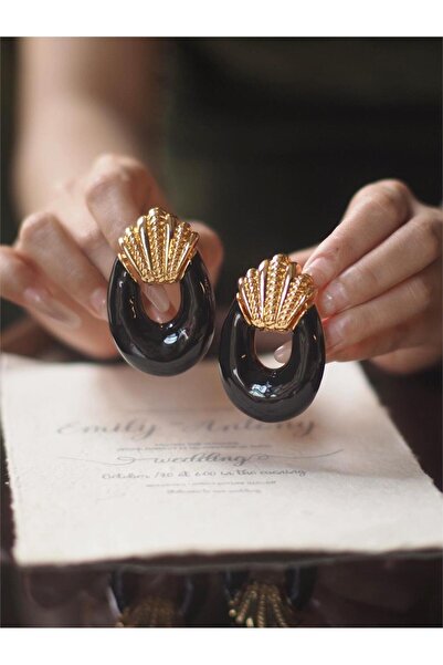 Pelin Aksesuar Siyah Mineli Büyük Oval Gold Midye Küpe