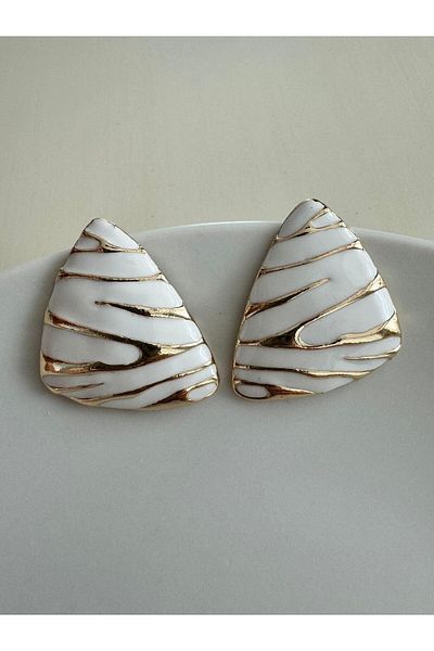 Pelin Aksesuar Gold White Triangle Earrings