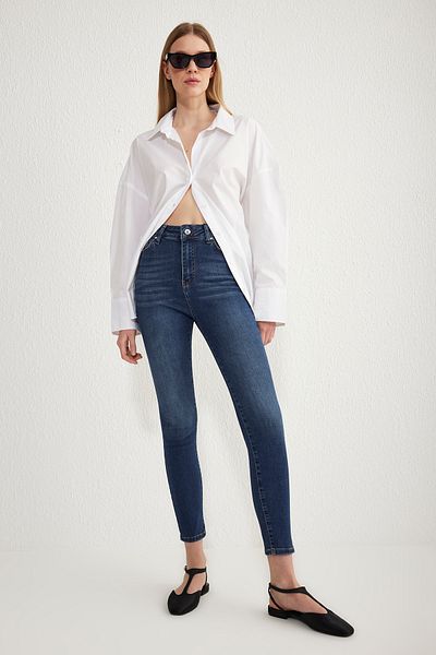 Trendyol Collection Σκούρο μπλε ψηλόμεσο στενό τζιν TWOSS25JE00113