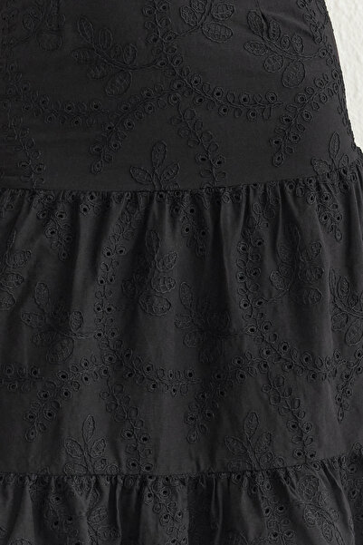 Trendyol Collection Black Waist Opening Lined Midi Embroidery Woven Dress TWOSS23EL00156