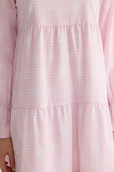Trendyol Modest Φόρεμα από ανοιχτό ροζ φλοράλ υφαντό Terrycotton TCTSS21EL3441