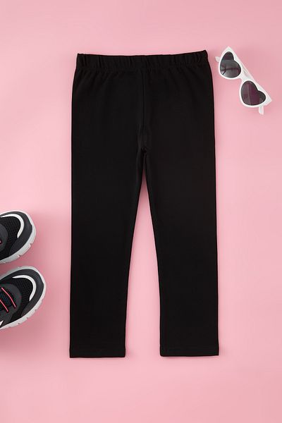 TRENDYOLKIDS Schwarze, einfarbige Strickstrumpfhose TKDSS25TA00008
