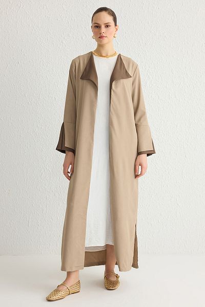 Trendyol Modest Beige-braune, farbblockierende lange Aerobin-Webkappe & Ferace & Abaya TCTSS24KF00011