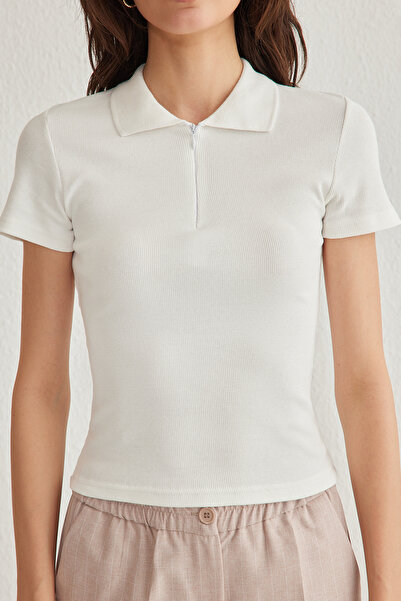 Trendyol Collection Stretchy Polo Neck Knitted Blouse - Ecru, Body-Fitting, Twoss25Bz00039