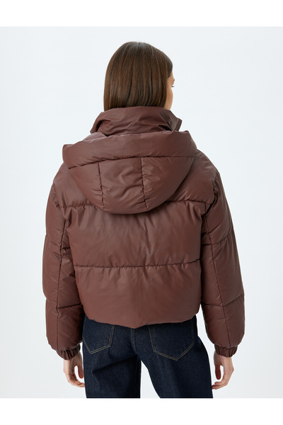 Koton Καπιτονέ Crop Puffer παλτό με κουκούλα και λεπτομέρεια τσέπης με φερμουάρ
