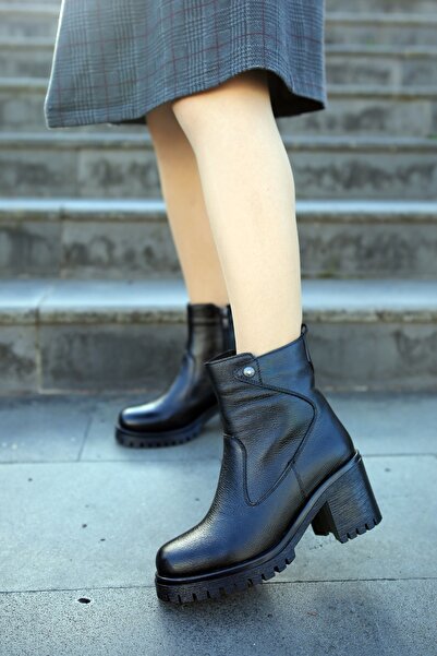 EREN SHOES BAG (DOHA) Dámske čižmy z pravej kože s čiernou zúbkovanou protišm...