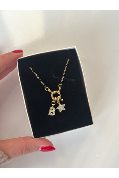Alis Accessory Harfli yıldız charm kolye