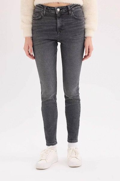 DeFacto Skinny Fit, hohe Taille, gerades Bein, lange Jeans-Look, waschbare Hose D5047AX24CW