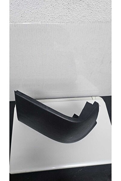 TNR Ford Connect Arka Tampon Köşe Plastik Sağ 2002-2014 Uyumlu 2T14 17926 ADY
