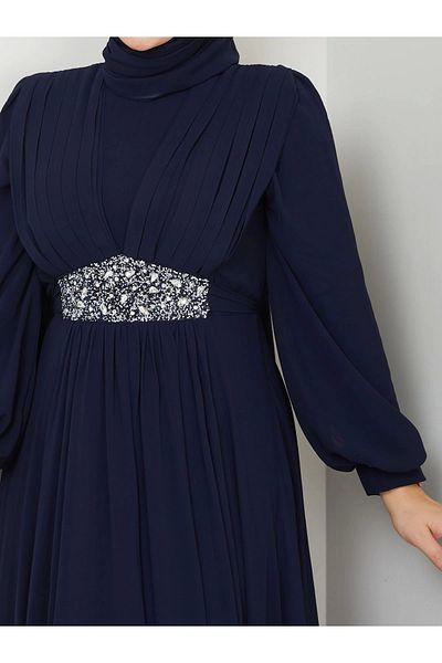 SERRA MODA Tesetture Pleated Evening Dress and Shals Set