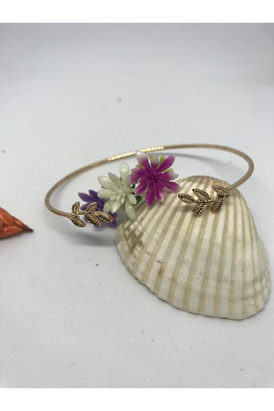 Store Adjustable Leaf and Knot Bracelet