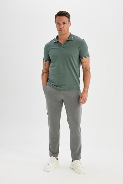 DeFacto Modernes, kurzärmliges Polo-T-Shirt Z1928az24sp
