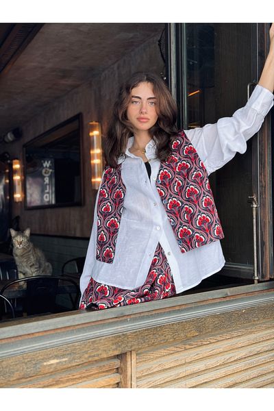 Retrobird Red Women's Vest - Jacquard and Woven Fabric