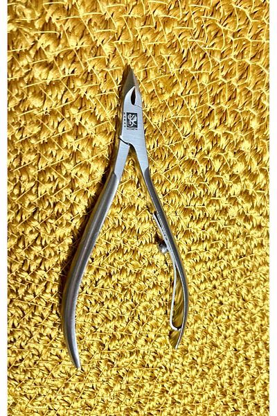 SARAH Manicure Pliers
