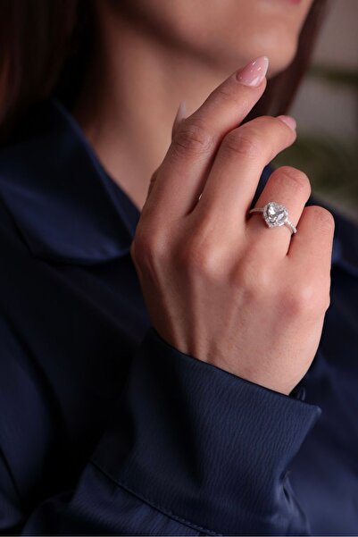 Kiriş Gümüş 925 Ayar Gümüş Kalp Şekilli Kadın Yüzük (Saydam-Pembe-Mor Taş)