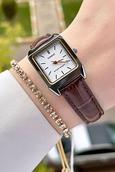 Casio Case Silver Cord Brown Color Women's Wristwatch